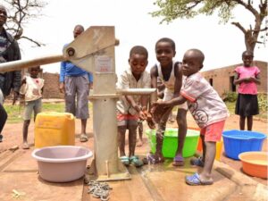 2000_Brunnen_Angola_Cavimbi-II-300x225